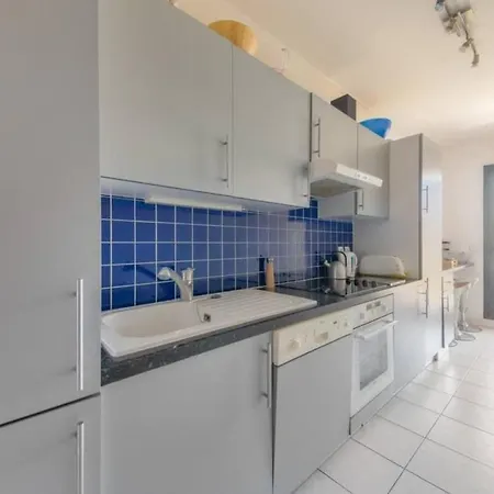 Spacious 3br Central - 8 Pax - 2 Mn From Croisette And Beach Parking & Ac Appartement Cannes