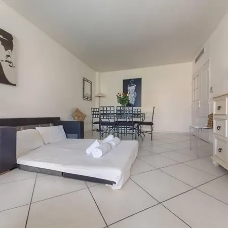 Spacious 3br Central - 8 Pax - 2 Mn From Croisette And Beach Parking & Ac * Cannes